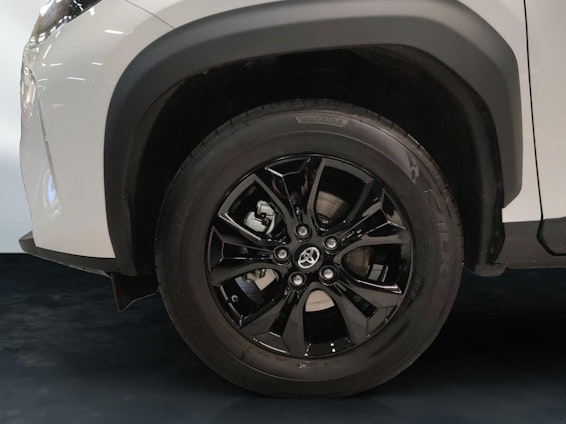 Vehicle image 18 Vehicle image 18