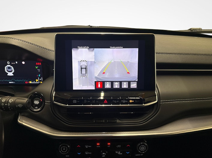 Vehicle image JEEP COMPASS