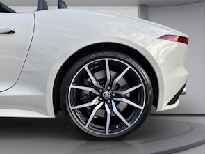 Vehicle image JAGUAR F-Type Convertible 5.0 V8 R75 AWD ZP Edition