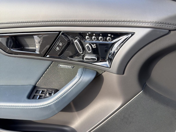 Vehicle image JAGUAR F-TYPE