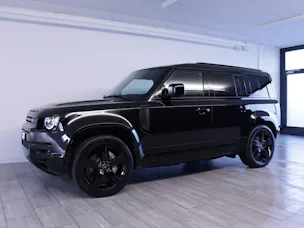 Land Rover Defender 110 3.0 D I6 300 X-Dynamic HSE