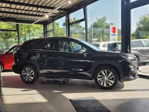 Suzuki S-Cross 1.4 T Compact Top Hybrid 4x4