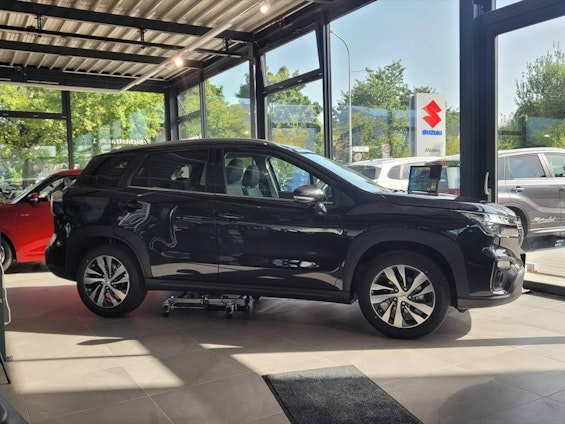 Vehicle image 2 Vehicle image 2