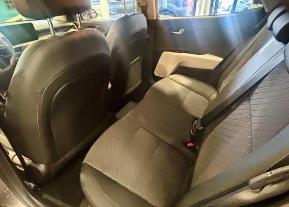 Fahrzeugbild 9 Fahrzeugbild 9