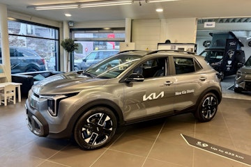 Vehicle placeholder image Vehicle placeholder image