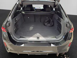 BMW i5 M60 xDrive Touring M Sport Pro
