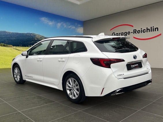 Vehicle image 2 Vehicle image 2