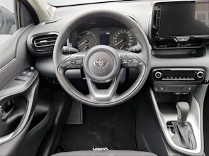 Vehicle image TOYOTA Yaris 1.5 VVT-i HSD Comfort