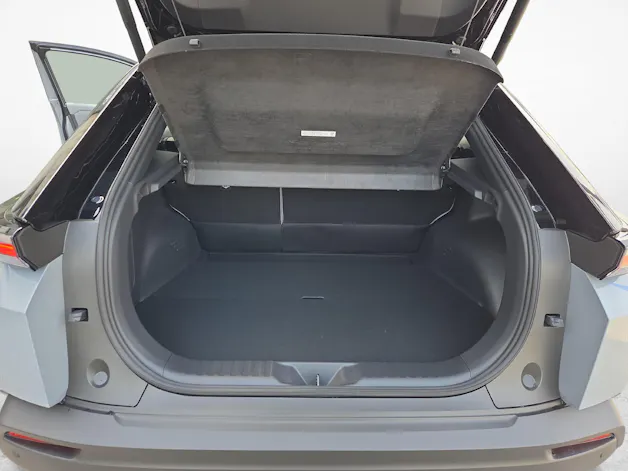 Toyota C-HR+ Premium AWD