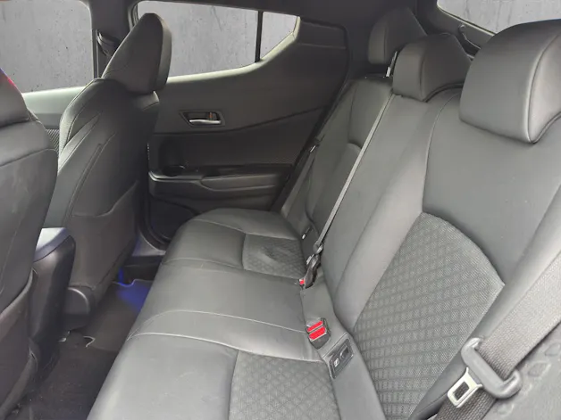 Toyota C-HR 2.0 VVTi HSD Style