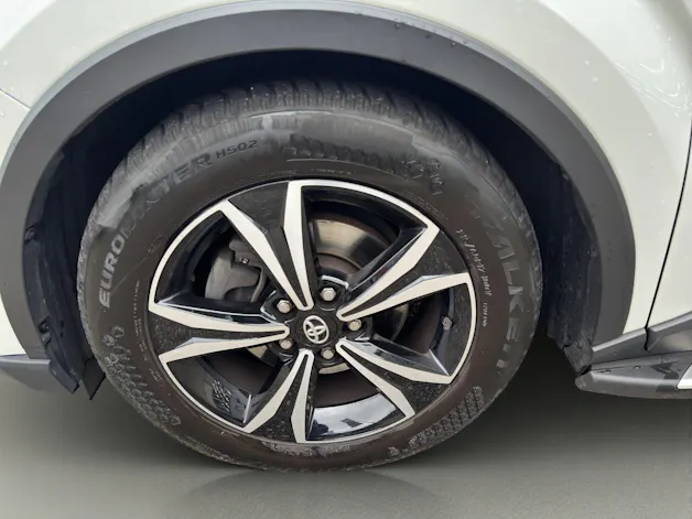 Toyota C-HR 2.0 VVTi HSD Style