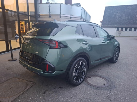 Vehicle image 4 Vehicle image 4