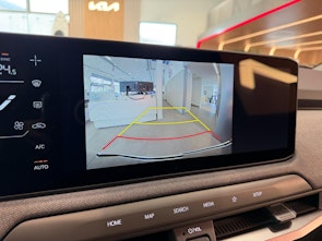 Vehicle image KIA EV3 81 kWh Earth