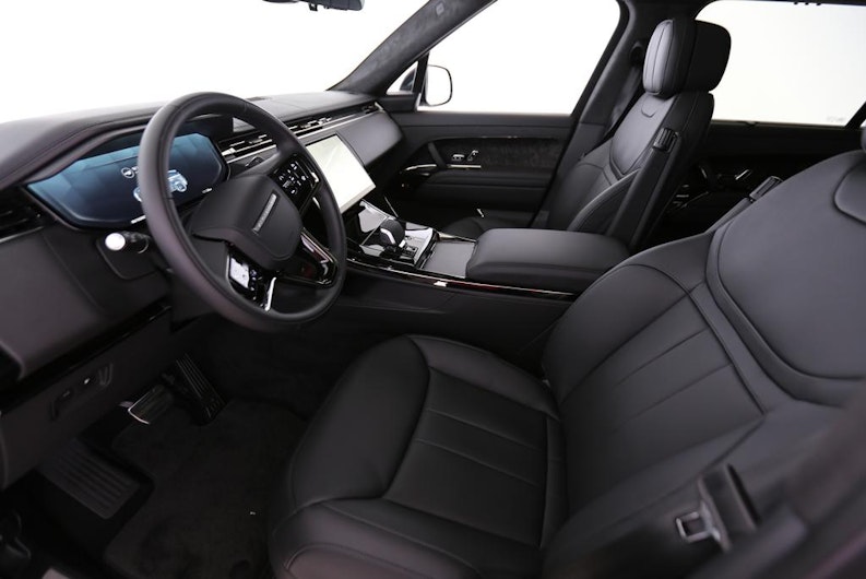 Vehicle image LAND ROVER RANGE ROVER SPORT