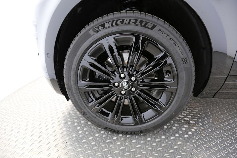 Vehicle image LAND ROVER RANGE ROVER EVOQUE