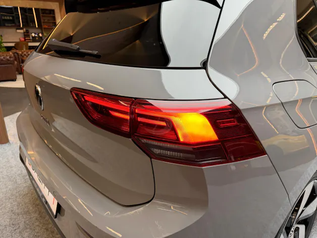 VW Golf VIII 2.0 TSI GTI DSG