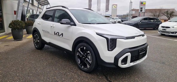 Vehicle image 14 Vehicle image 14