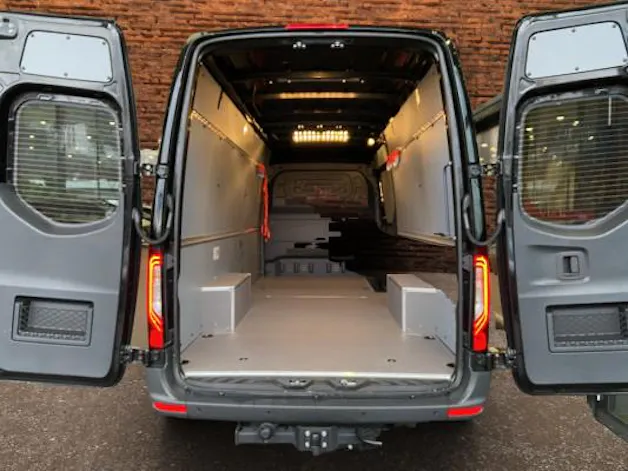 Mercedes-Benz Sprinter 319 CDI Lang A