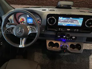 Mercedes-Benz Sprinter 319 CDI Lang A