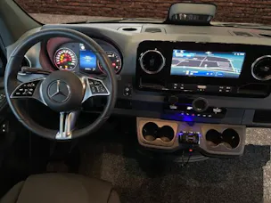 Mercedes-Benz Sprinter 319 CDI Lang A