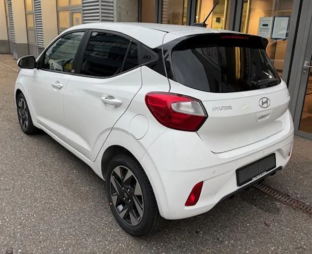 Hyundai i10 1.2 Amplia AMT5