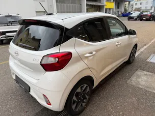 Hyundai i10 1.2 Amplia AMT5
