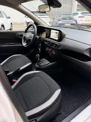 Hyundai i10 1.2 Amplia AMT5