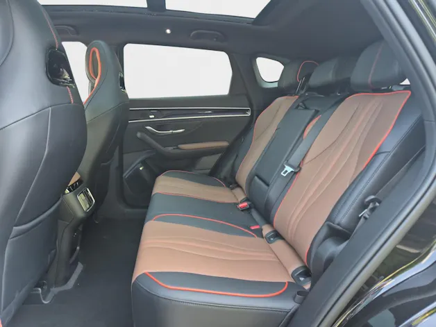 BYD Seal U DM-i Design AWD