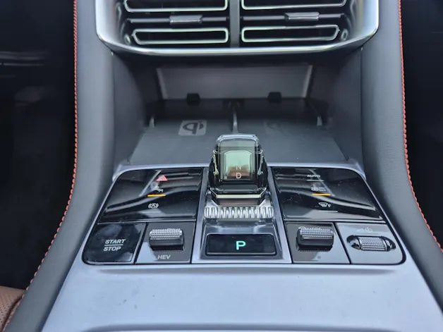 BYD Seal U DM-i Design AWD