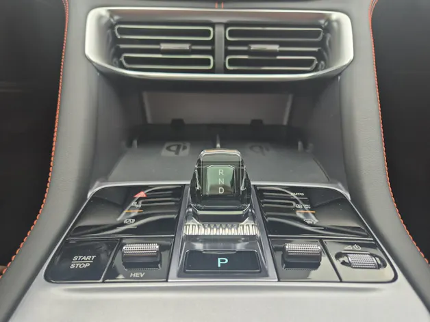 BYD Seal U DM-i Design AWD