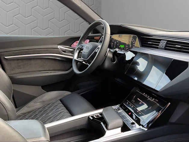 Audi e-tron 55 Sportback S Line quattro