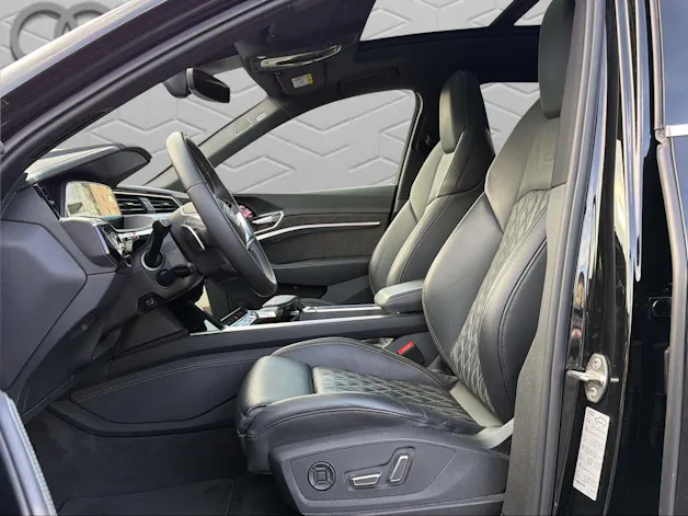 Audi e-tron 55 Sportback S Line quattro