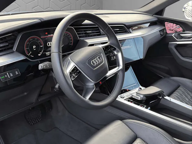 Audi e-tron 55 Sportback S Line quattro