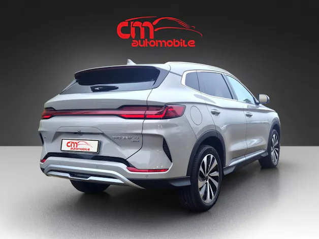 BYD Seal U DM-i Design AWD