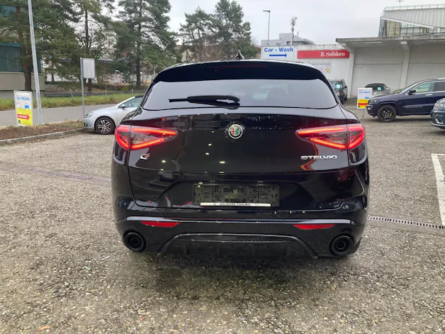 Alfa Romeo Stelvio 2.0 Intensa Q4 AT8