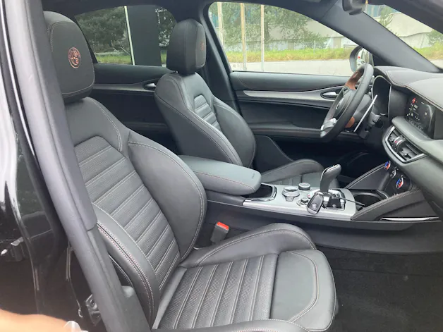 Alfa Romeo Stelvio 2.0 Intensa Q4 AT8