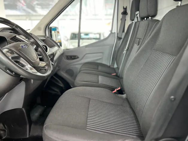 Ford Transit Van 350 L2H2 Trend 4WD