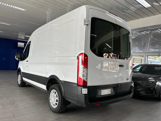 Ford Transit Van 350 L2H2 Trend 4WD