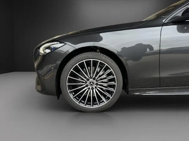 Mercedes-Benz C 300de T EQ Hybrid 4M