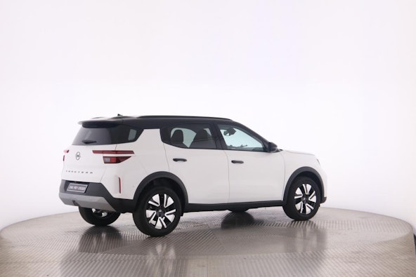 Vehicle image 9 Vehicle image 9