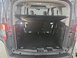 Ford E-Tourneo Courier Active