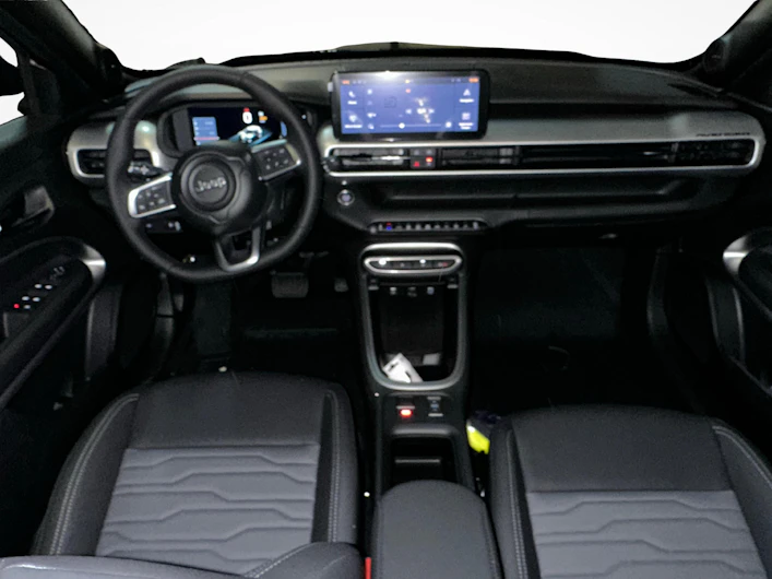 image du véhicule JEEP AVENGER