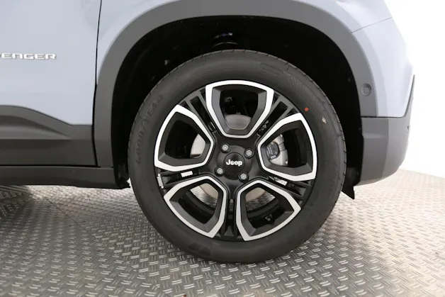 Jeep Avenger 1.2 MHEV Summit