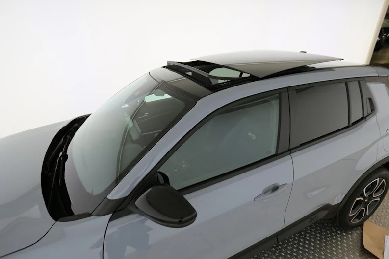 image du véhicule JEEP AVENGER