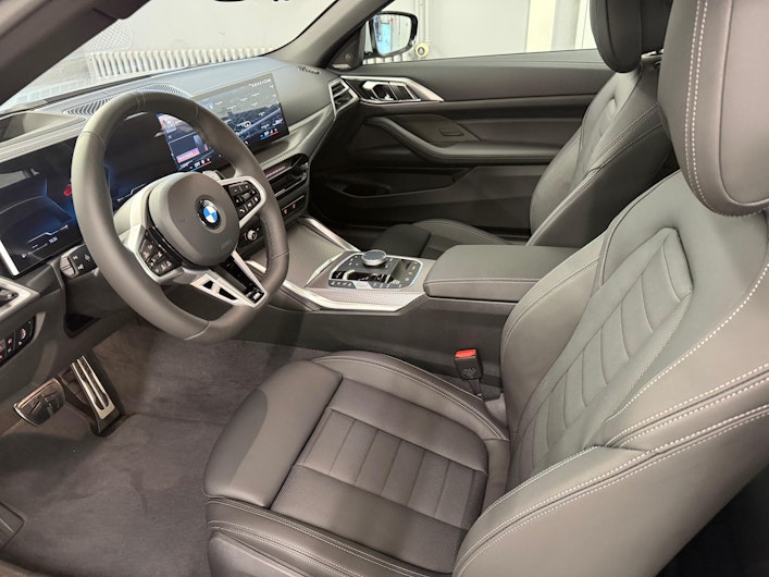 Vehicle image BMW 4 SERIES