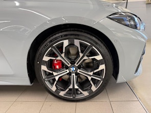 Vehicle image BMW 430i xDrive Cabrio