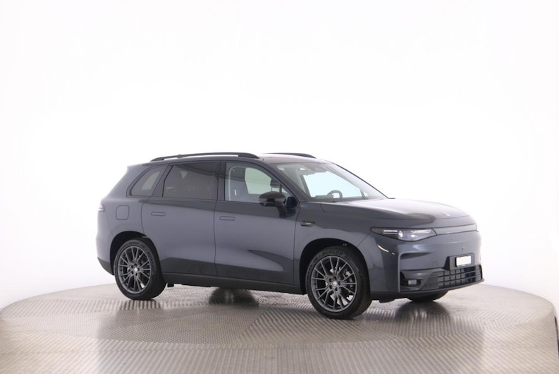 Vehicle image LEAPMOTOR C10