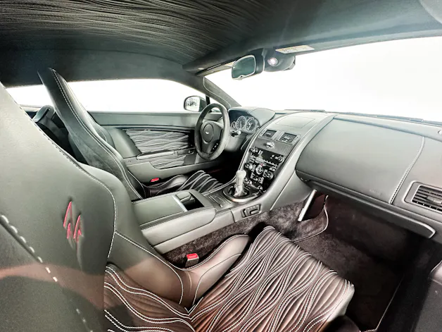 Aston Martin V12 Vantage Coupé 6.0
