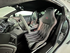 Vehicle image ASTON MARTIN V12 Vantage Coupé 6.0