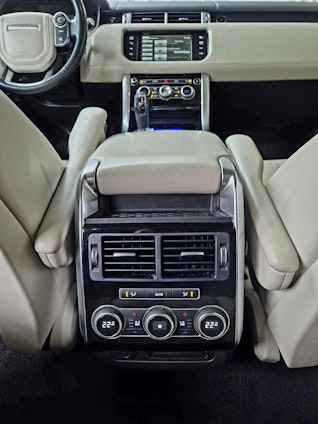 Vehicle image 8 Vehicle image 8